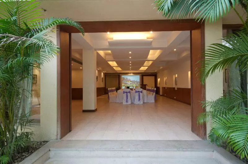 Fotos del hotel Vedic Village Spa Resort:  3