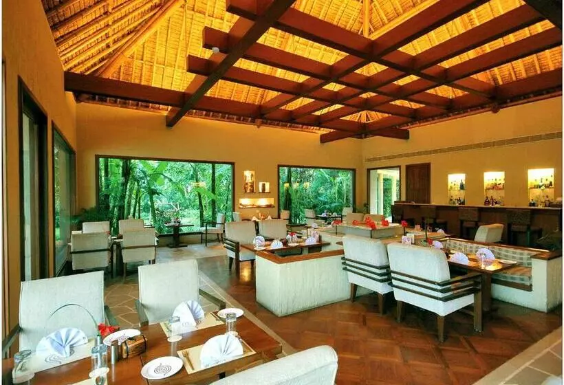 Fotos del hotel Vedic Village Spa Resort:  5