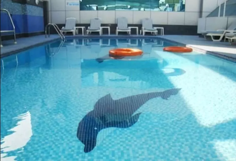 Deira Suites Deluxe Hotel Suites