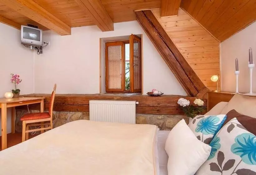 Fotos del hotel Bella:  25