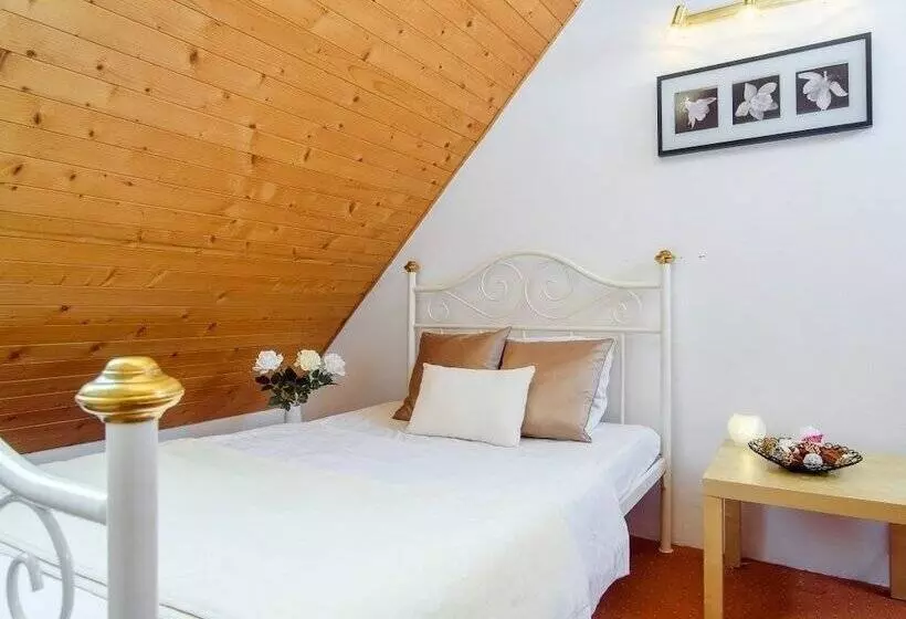 Fotos del hotel Bella:  15