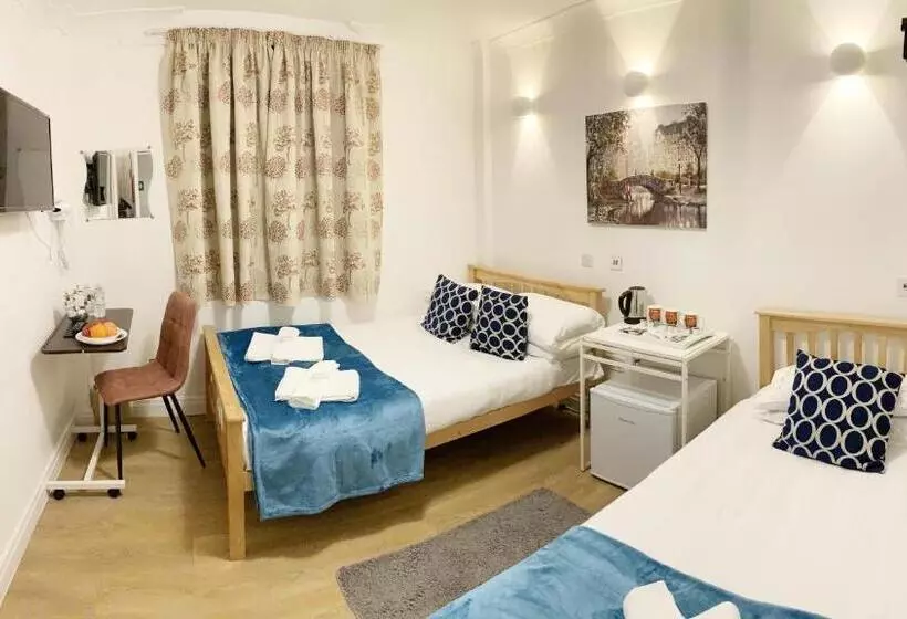 Fotos del hotel The Bridge:  11