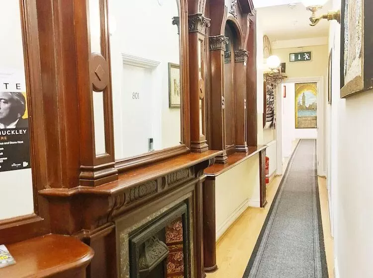 Fotos del hotel The Bridge:  3