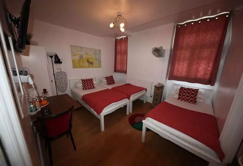 Fotos del hotel The Bridge:  7