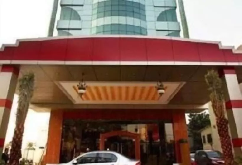 Fotos del hotel The Checkers:  13