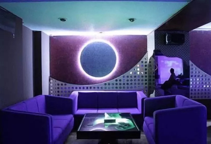 Fotos del hotel The Checkers:  12