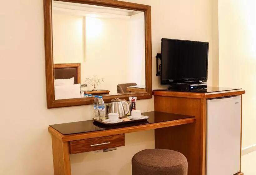 Fotos del hotel Raed Hotel Suites:  2