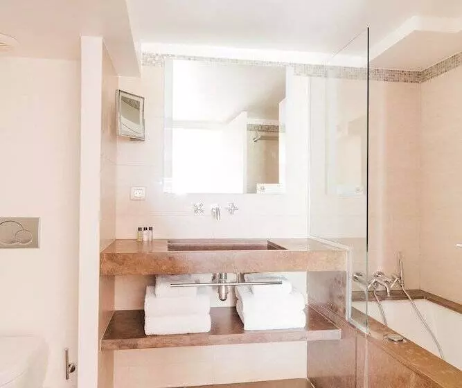 Fotos del hotel Sonder L Edmond Parc Monceau:  18