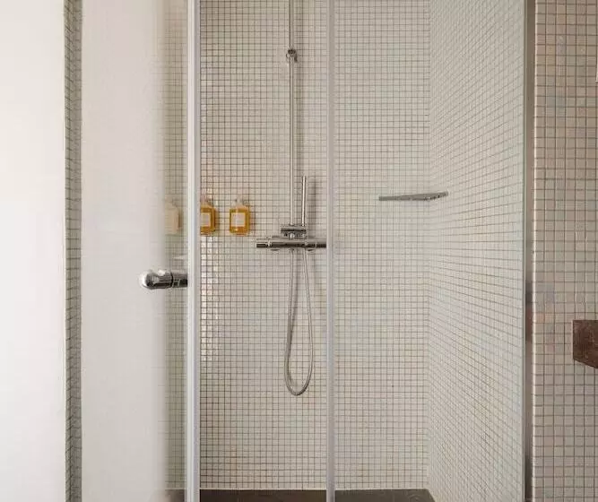 Fotos del hotel Sonder L Edmond Parc Monceau:  15