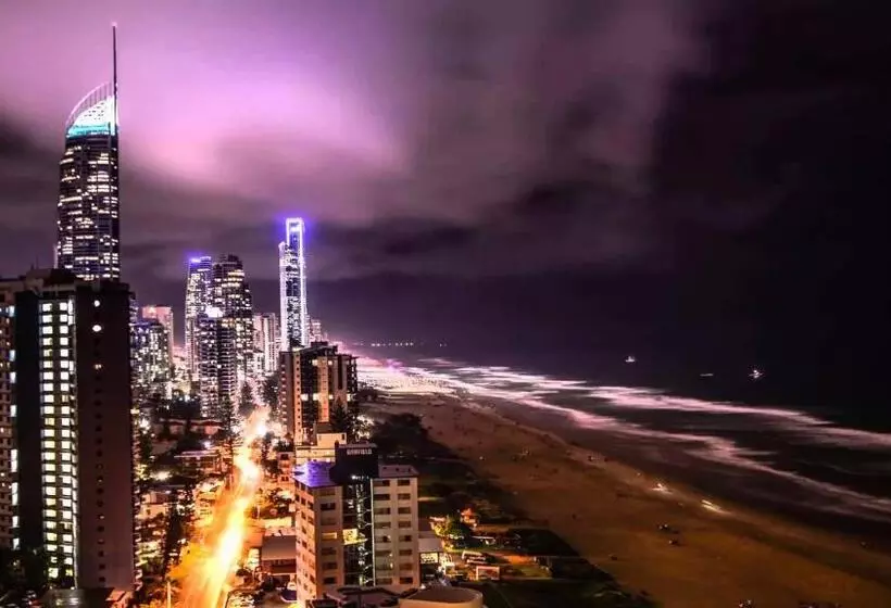 Fotos del hotel Aristocrat Apartments:  8