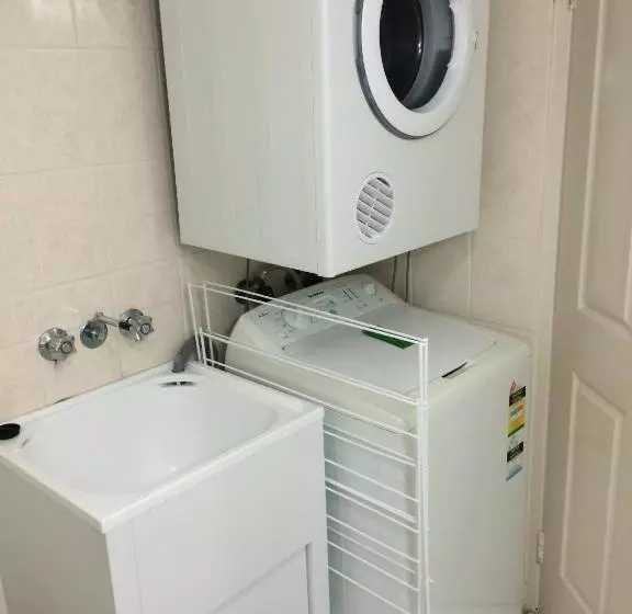 Fotos del hotel Aristocrat Apartments:  19