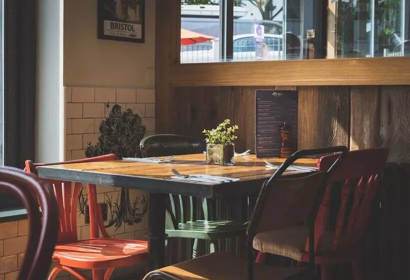 Fotos del hotel The Wellington:  2