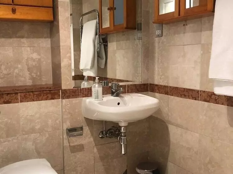 Fotos del hotel The New London Carlton Hotel & Service Apartments:  21