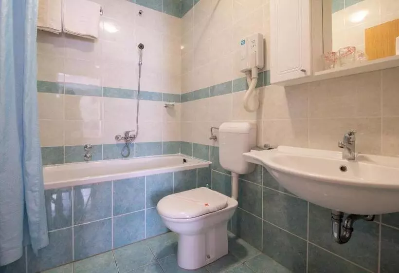 Fotos del hotel Adria:  14