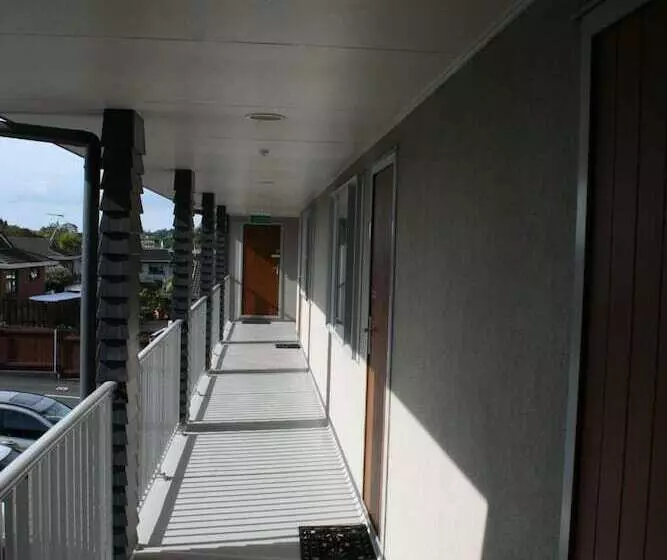 Fotos del hotel Aveda Motor Lodge:  8