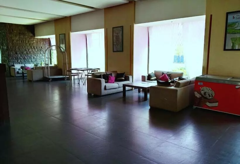 Fotos del hotel Celebration Lavasa:  16