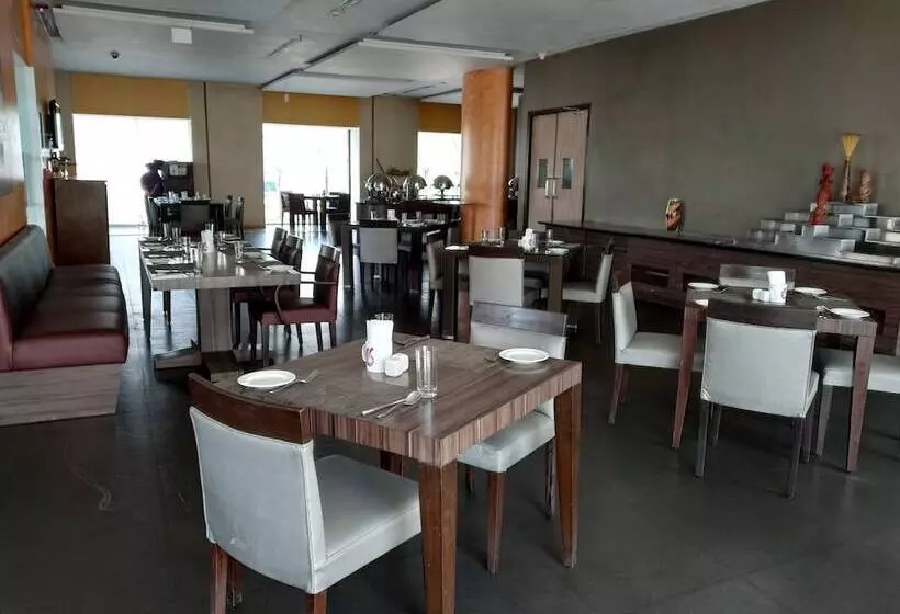 Fotos del hotel Celebration Lavasa:  12