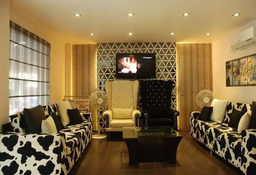 Fotos del hotel Yug Villa:  14