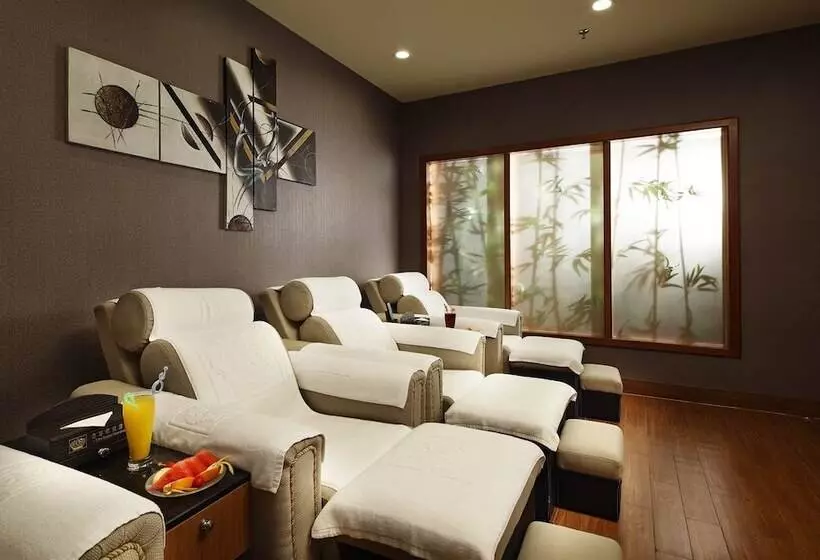 Fotos del hotel Guangzhou The Royal Garden:  8