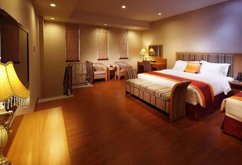 Fotos del hotel Guangzhou The Royal Garden:  14