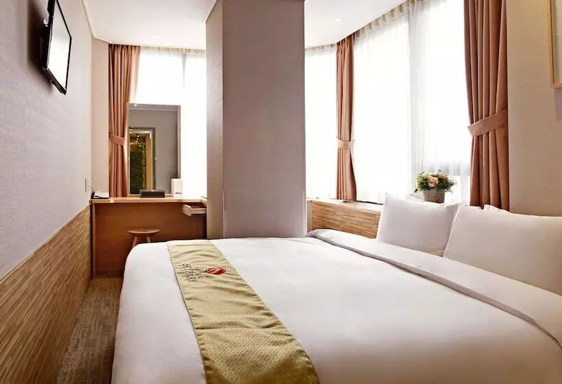 Skypark Myeongdong 2