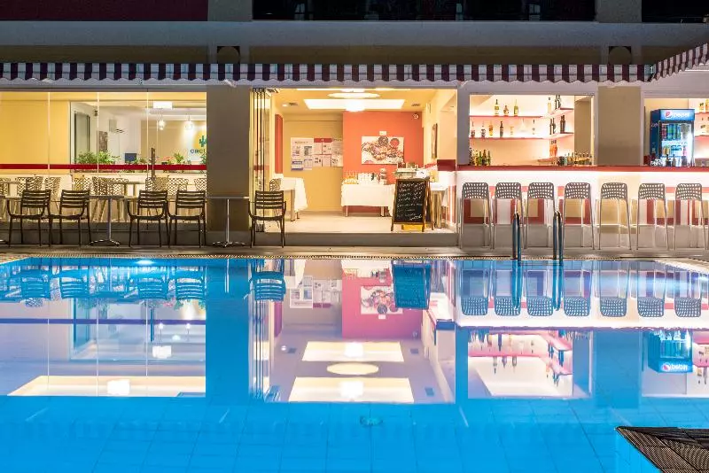 Fotos del hotel Cactus:  5