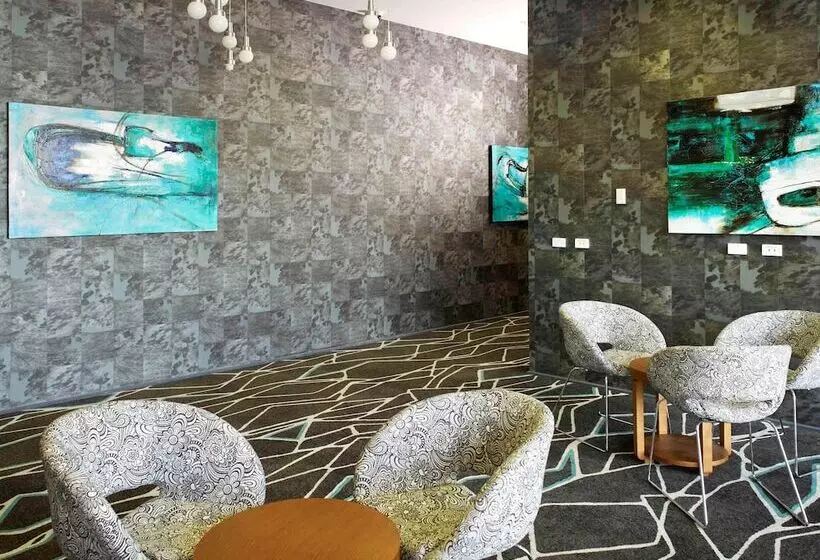 Fotos del hotel Mercure Melbourne Caroline Springs:  2