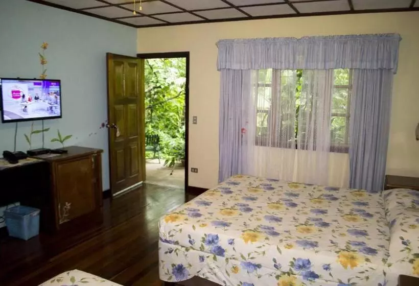 Fotos del hotel Lands In Love Hotel And Resort:  18