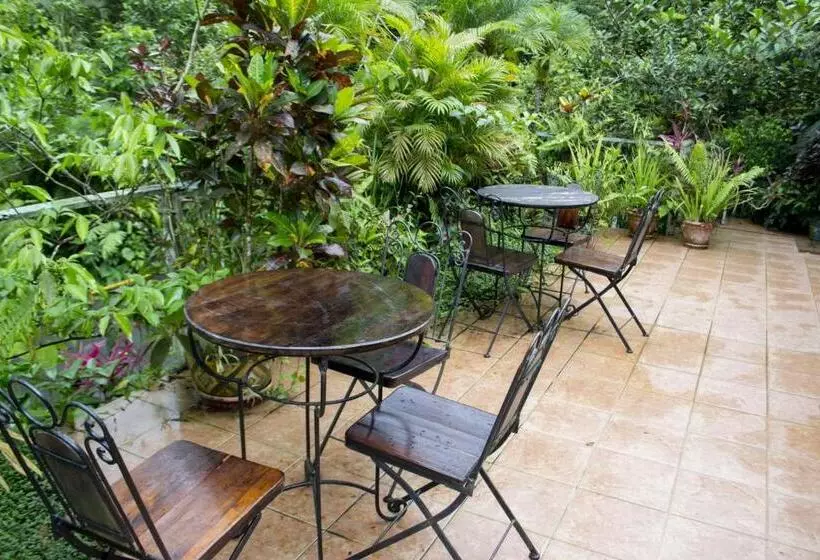 Fotos del hotel Lands In Love Hotel And Resort:  5