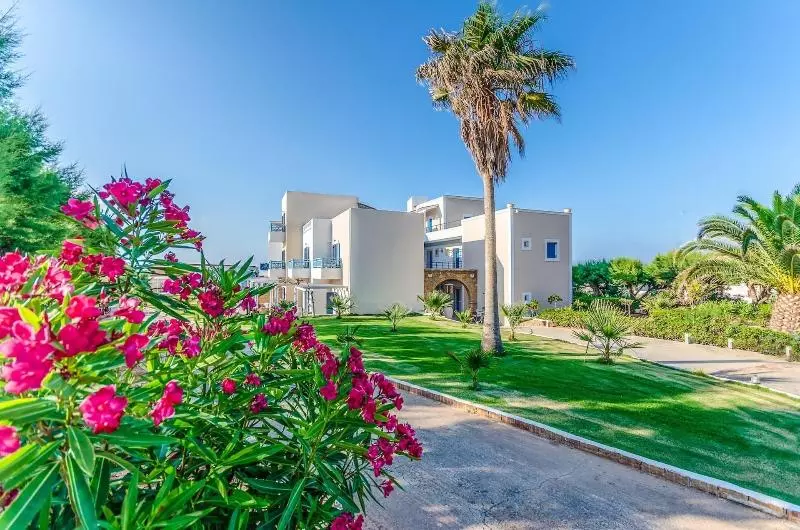 Fotos del hotel Pyrgos Beach Hotel Apartments:  25