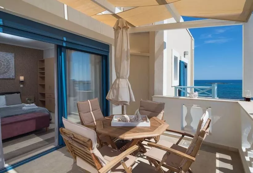 Fotos del hotel Pyrgos Beach Hotel Apartments:  9