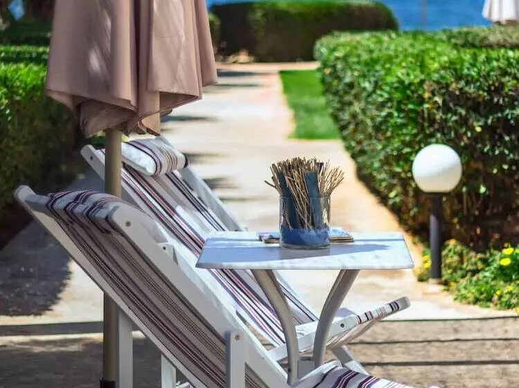 Fotos del hotel Pyrgos Beach Hotel Apartments:  14