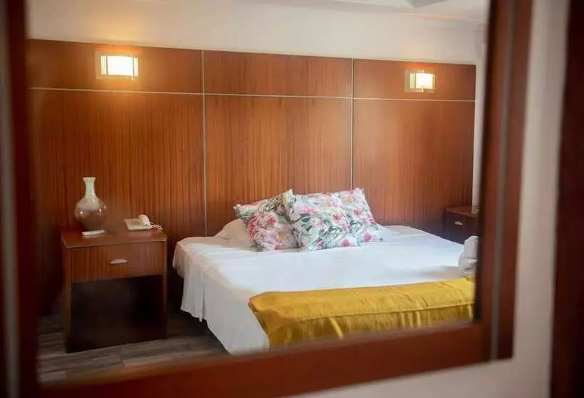 Fotos del hotel Cresta Inn:  19