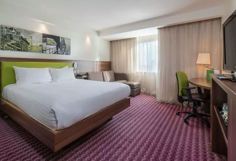 Fotos del hotel Hampton By Hilton Birmingham Broad Street:  21