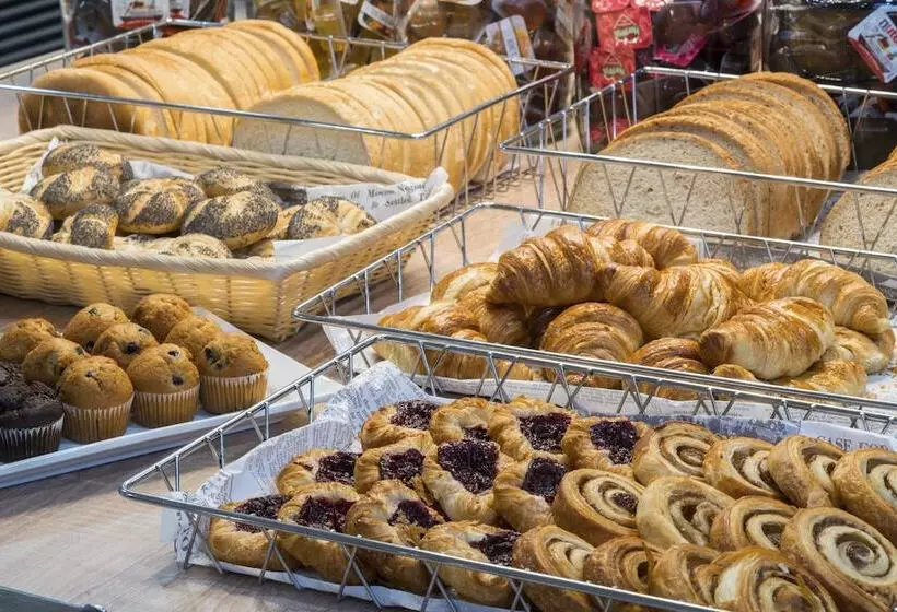 Fotos del hotel Hampton By Hilton Birmingham Broad Street:  13