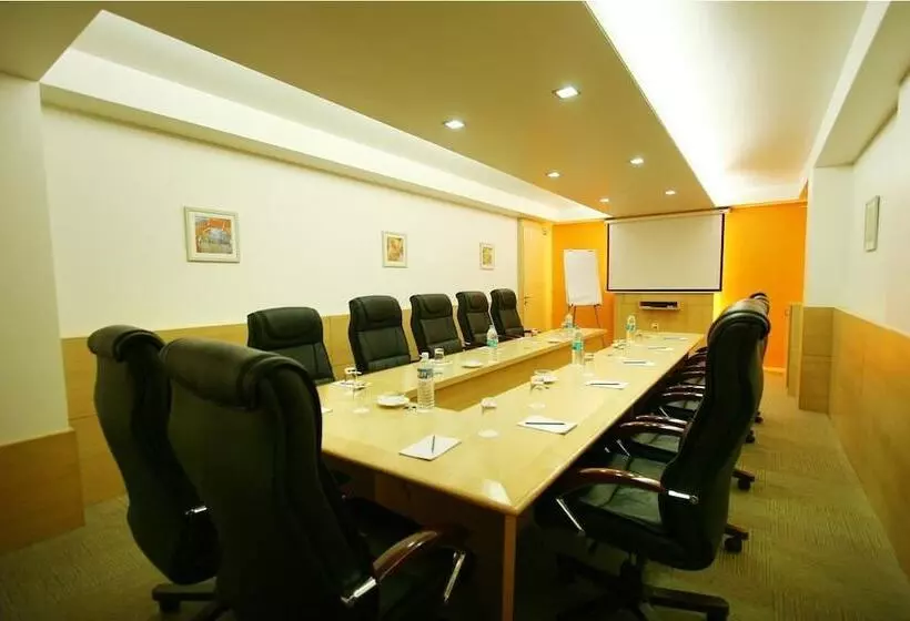 Fotos del hotel Le Royale Residency:  5