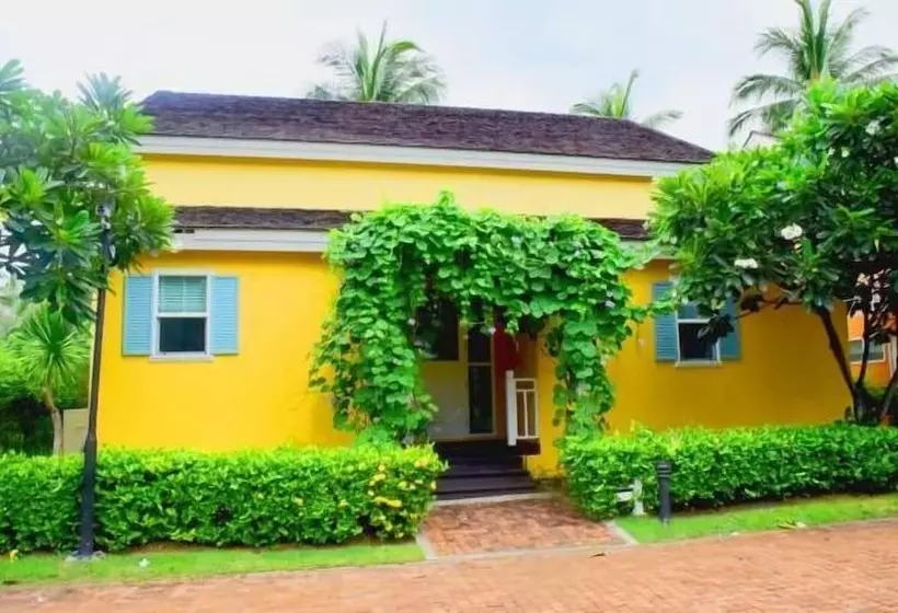 Fotos del hotel Nishaville Resort:  8