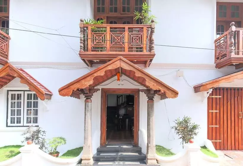 Fotos del hotel Rossitta Wood Castle:  9