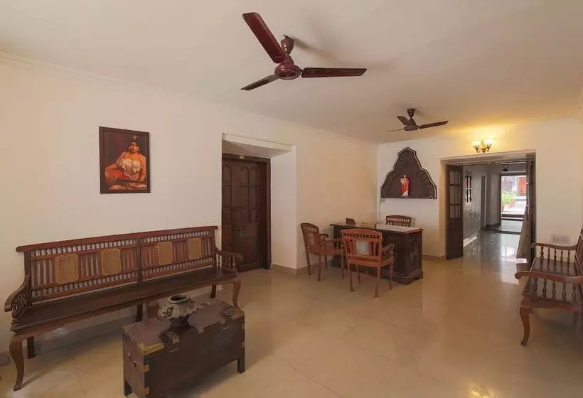 Rossitta Wood Castle