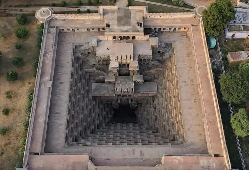 Fotos del hotel Umaid Lake Palace  An Organic Retreat:  24