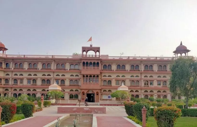 Fotos del hotel Umaid Lake Palace  An Organic Retreat:  9