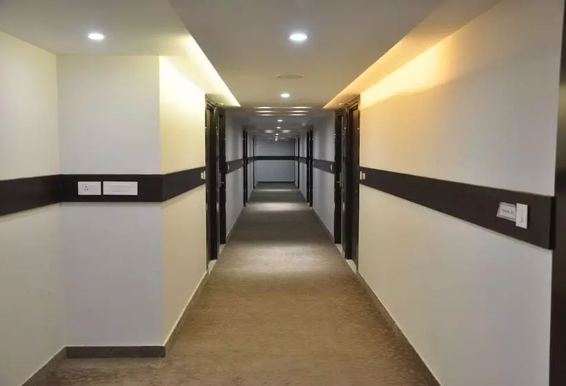 Fotos del hotel Genx Usha Kiran Agra:  8