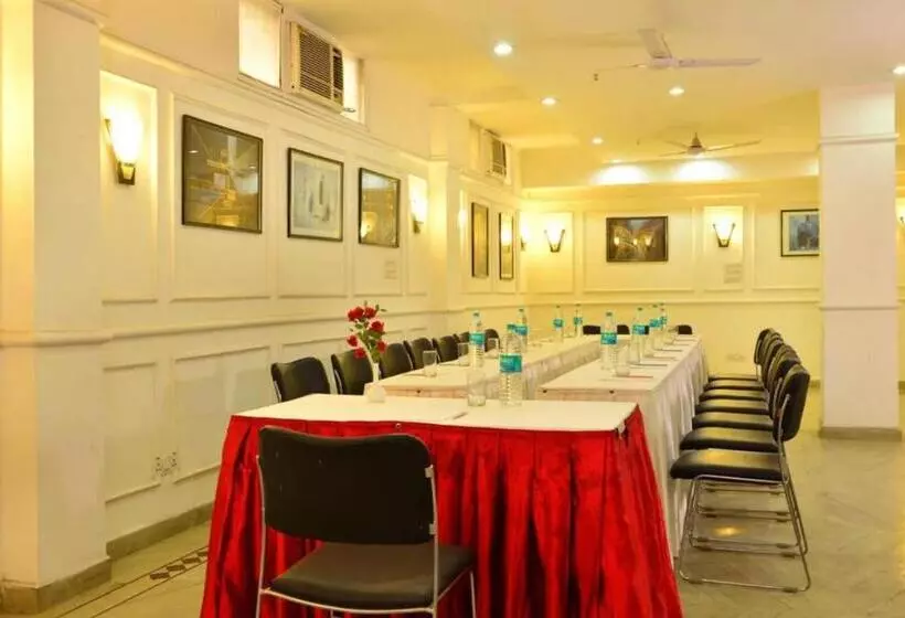 Fotos del hotel Shanti Palace:  13