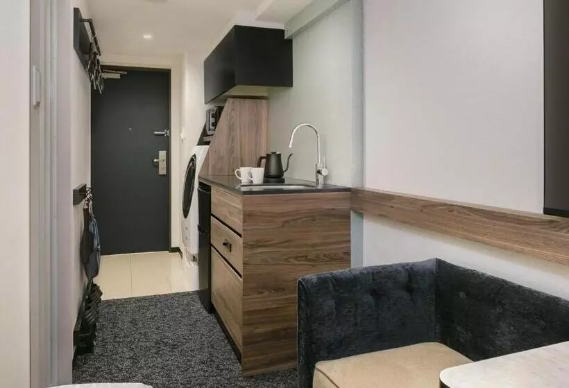 Fotos del hotel Tokyu Stay Nishi Shinjuku:  2