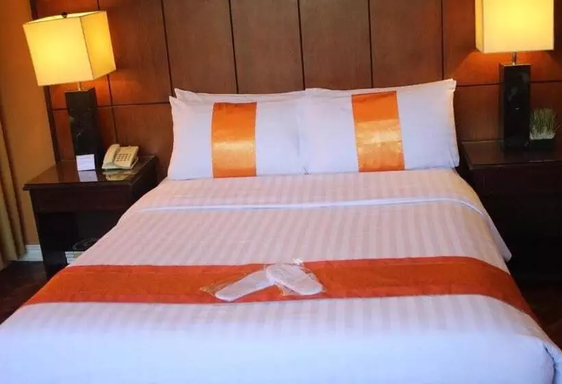 Fotos del hotel The Corporate Inn Hotel:  21