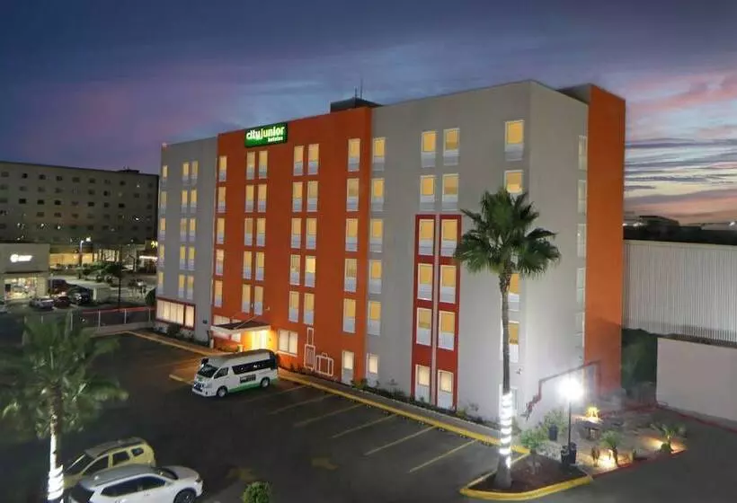Fotos del hotel City Express Junior Tijuana Otay:  17