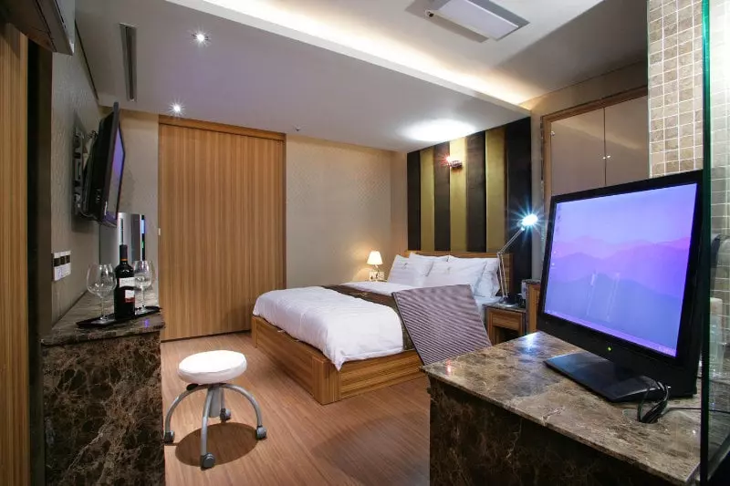 Fotos del hotel Elleinn:  5