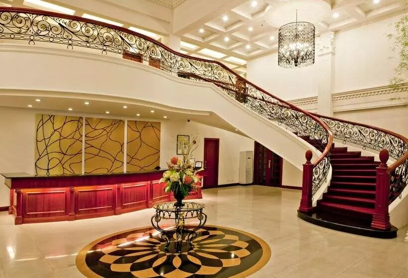 Fotos del hotel Lewis Grand:  9