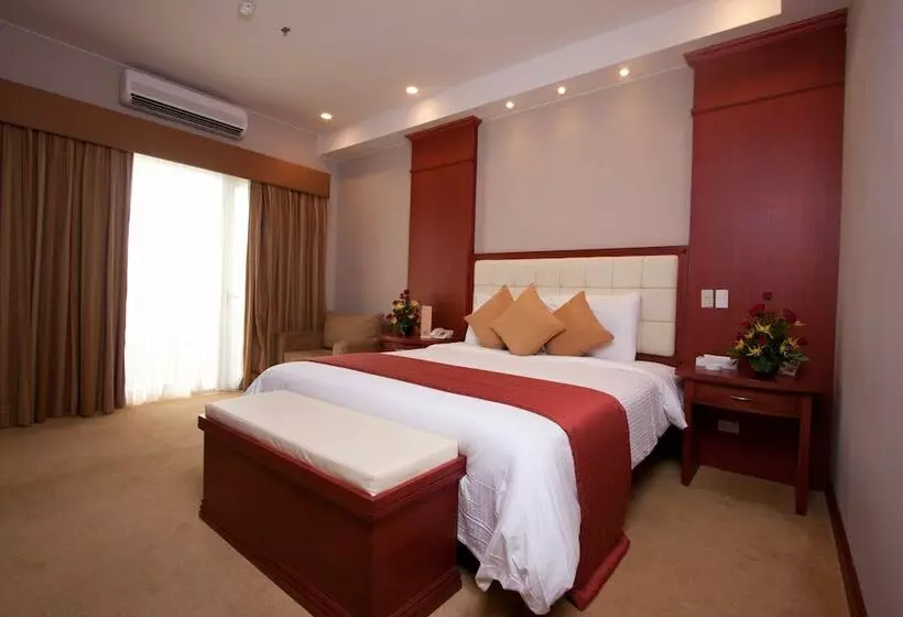 Fotos del hotel Lewis Grand:  10