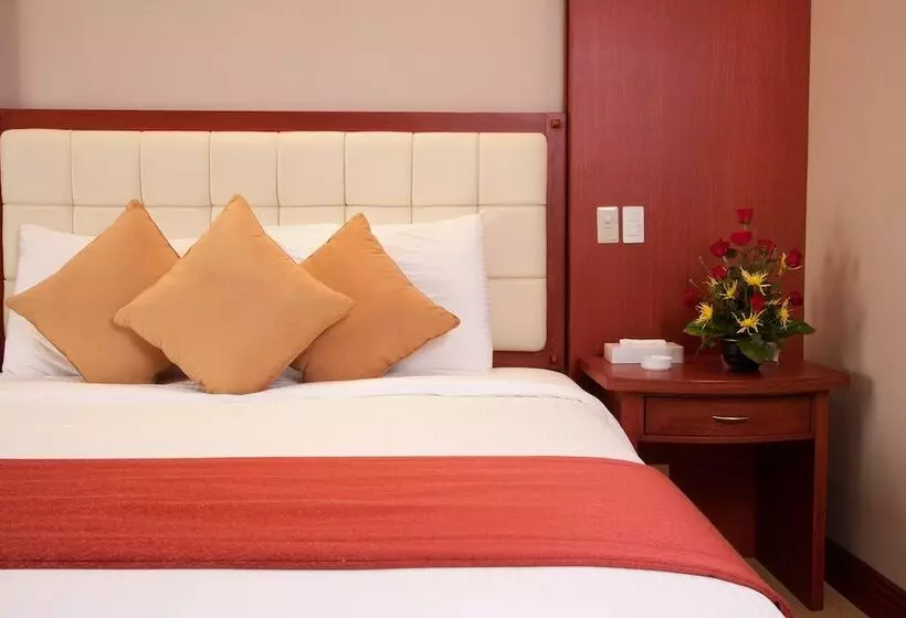 Fotos del hotel Lewis Grand:  12